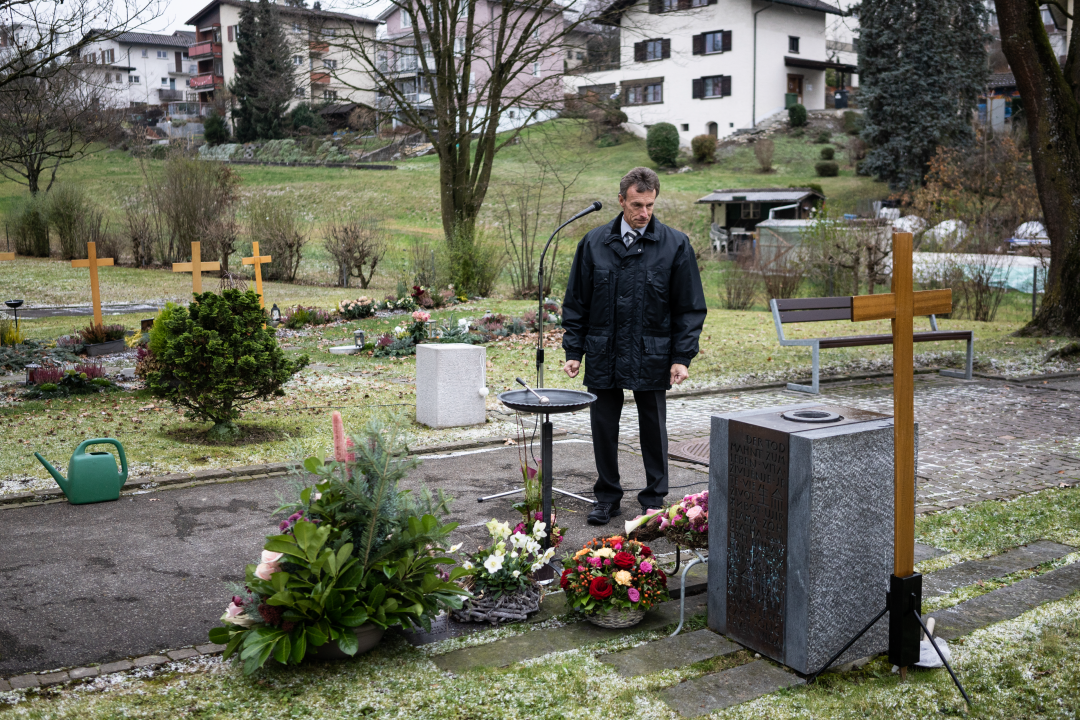 Photography documenting death-related places in Emmenbrücke